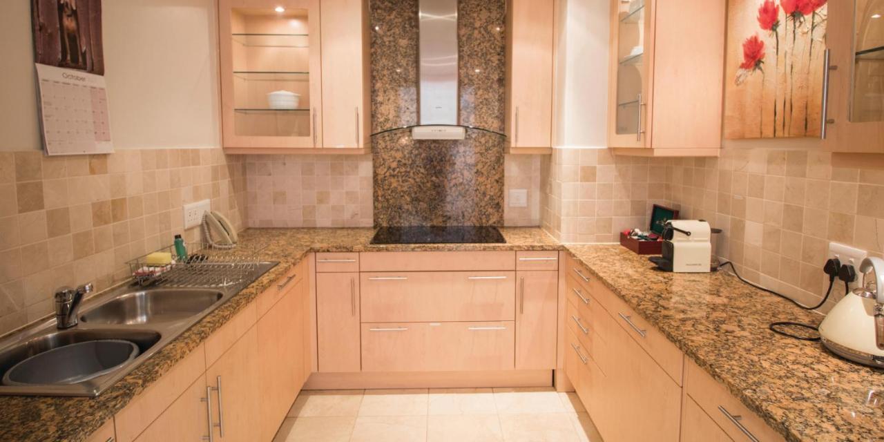 Two Bedroom Apartment - Fully Furnished And Design Kapsztad Zewnętrze zdjęcie